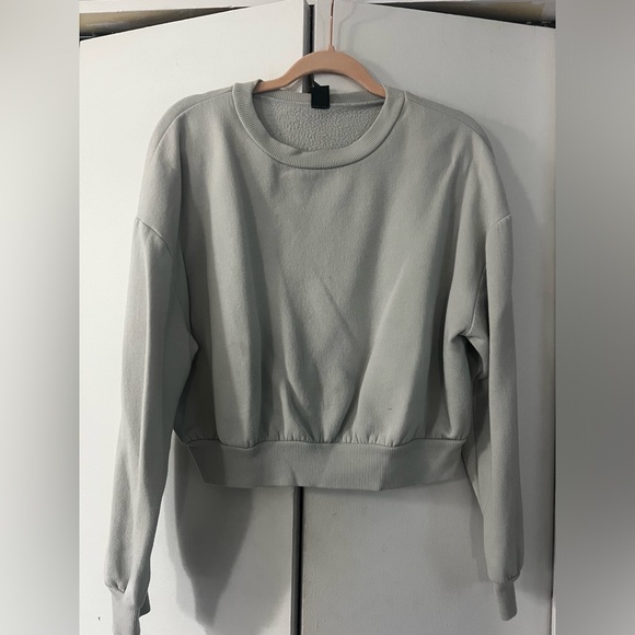 Grey Crop Top - Picture 2 of 3